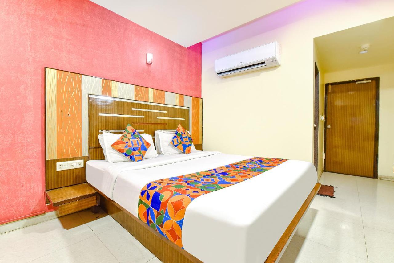Fabhotel Kadamb Inn Ahmedabad Exterior foto
